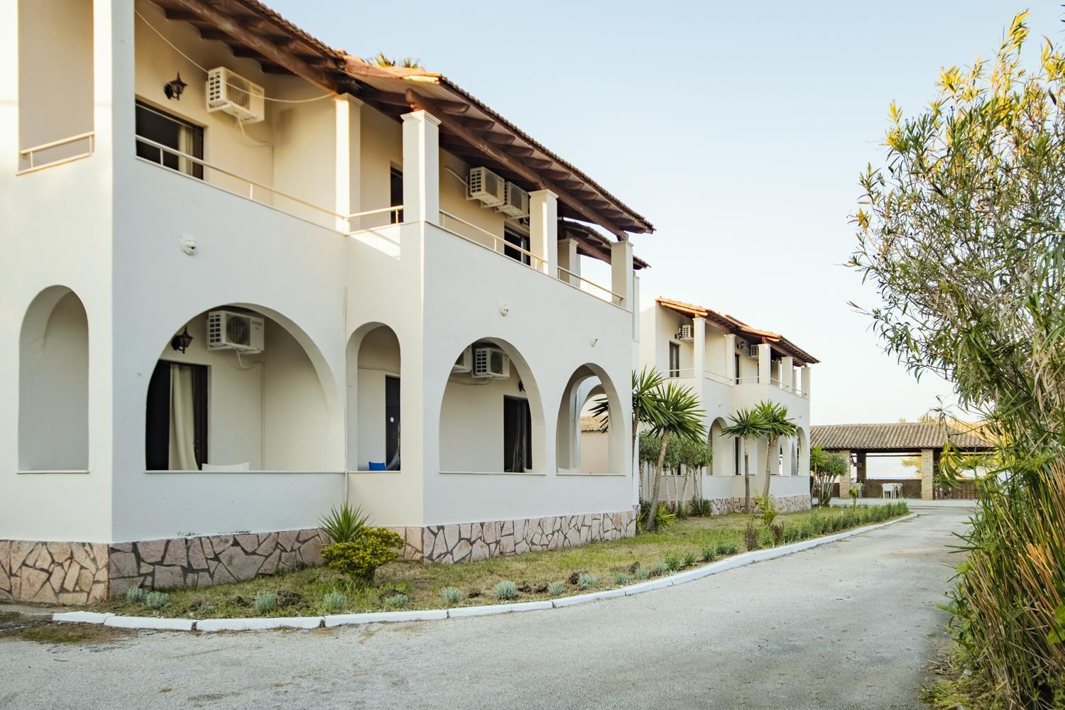 Appartamento Parakladi Seaside Retreat Lefkimmi  Esterno foto