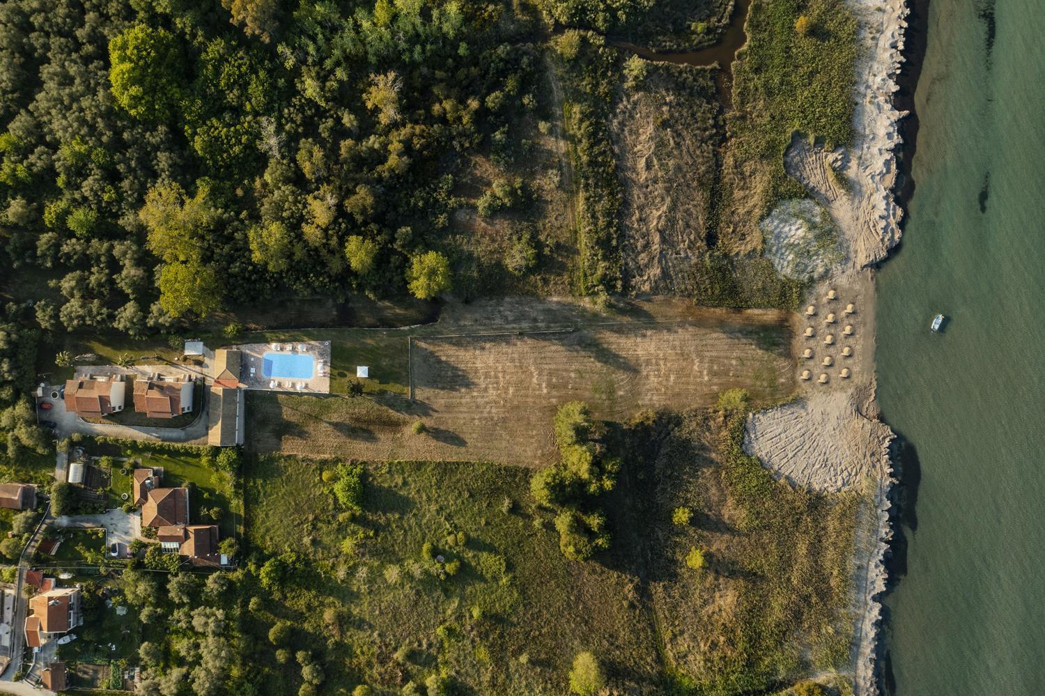 Appartamento Parakladi Seaside Retreat Lefkimmi  Esterno foto
